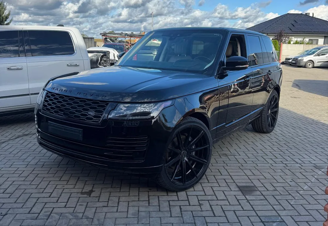 Land Rover Range Rover P525 HSE